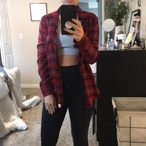 AE boyfriend fit flannel ❤️🖤